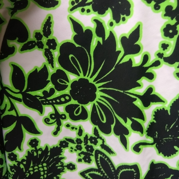 NWT Emily B Originals White Black Neon Green One Piece Floral Swimsuit - Size XL - Picture 9 of 11